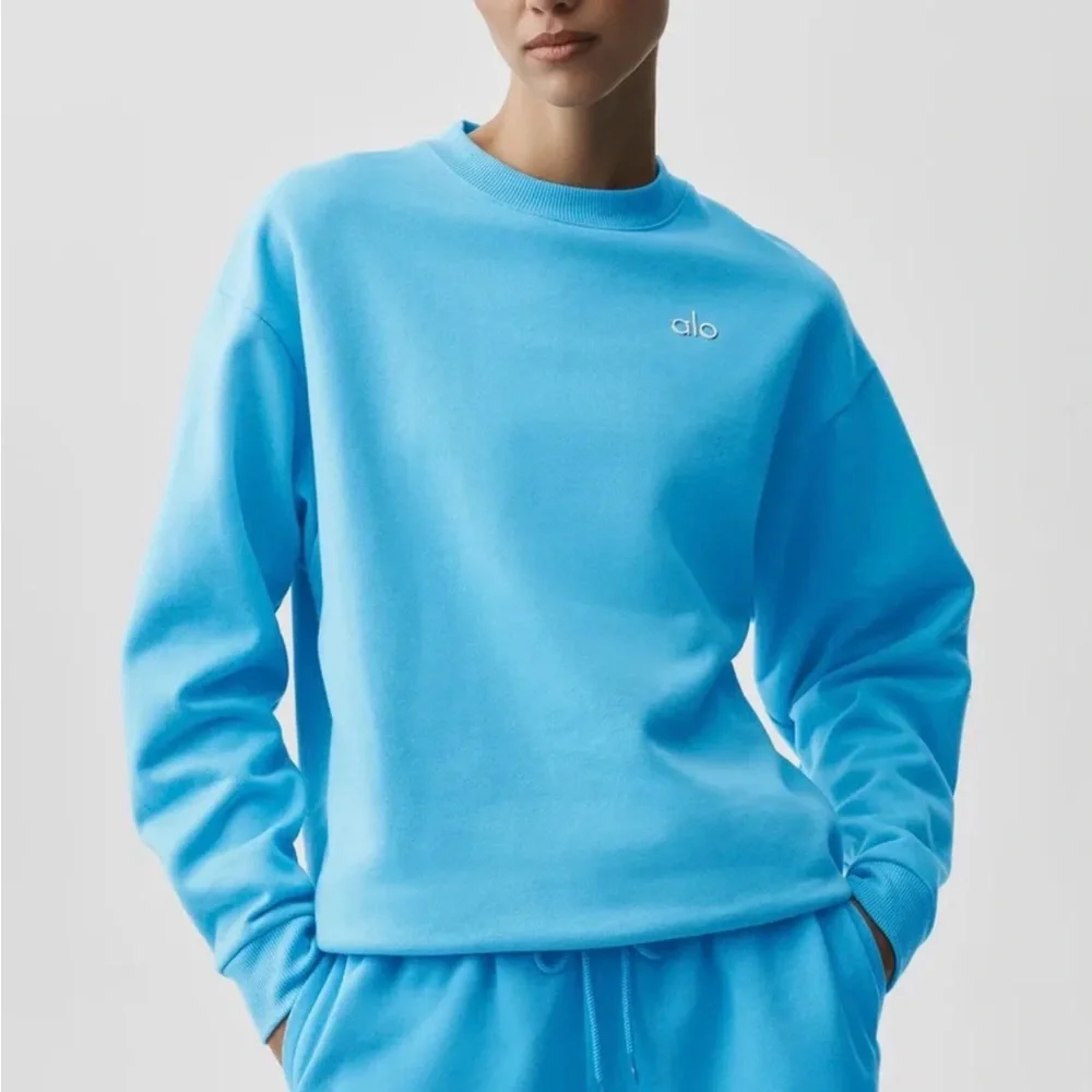 ALO Accolade Crew Neck Pullover Size S